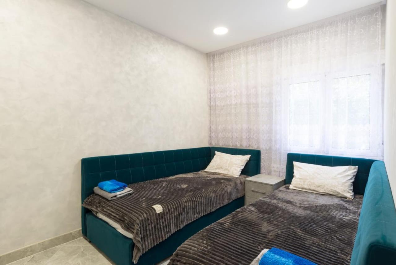 Dream House Rooms Malaga - Habitacion En El Apartemento Extérieur photo