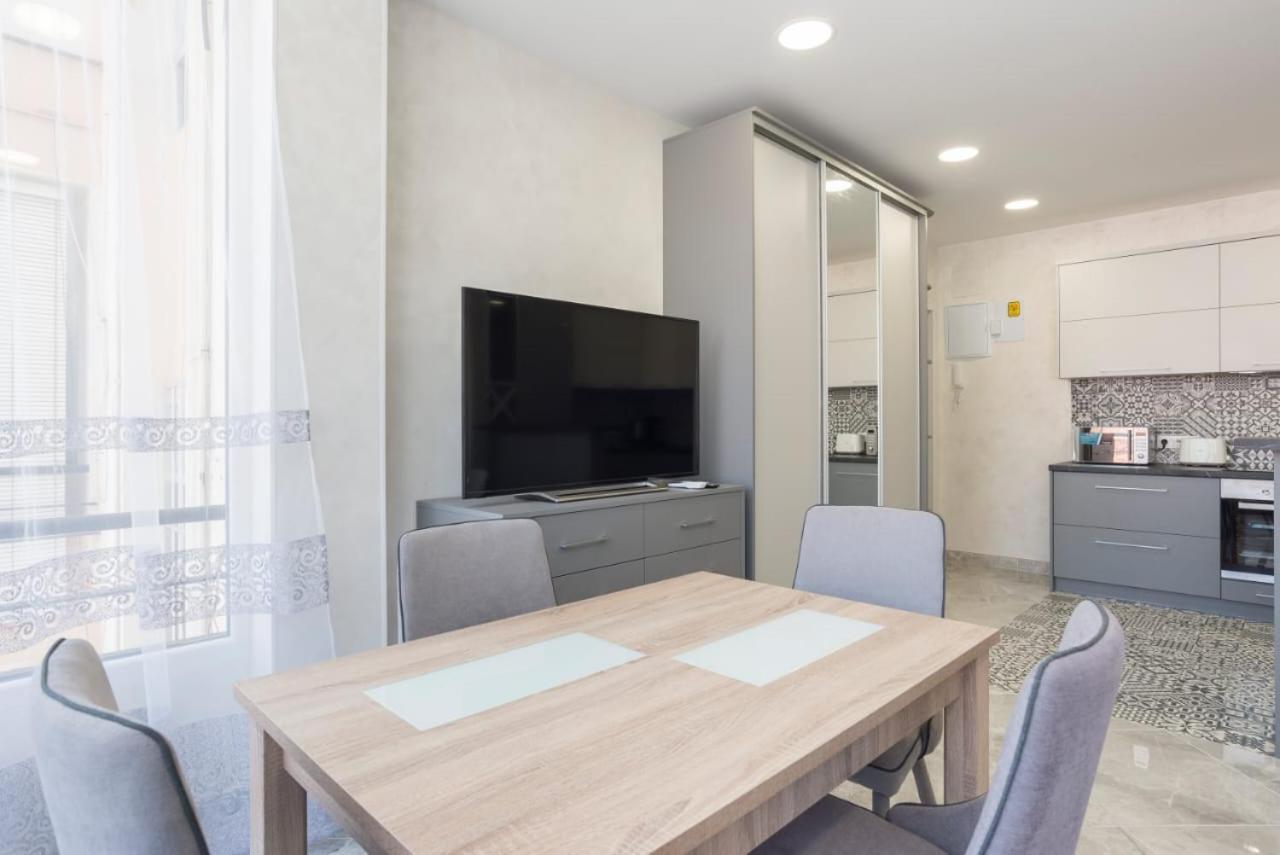 Dream House Rooms Malaga - Habitacion En El Apartemento Extérieur photo